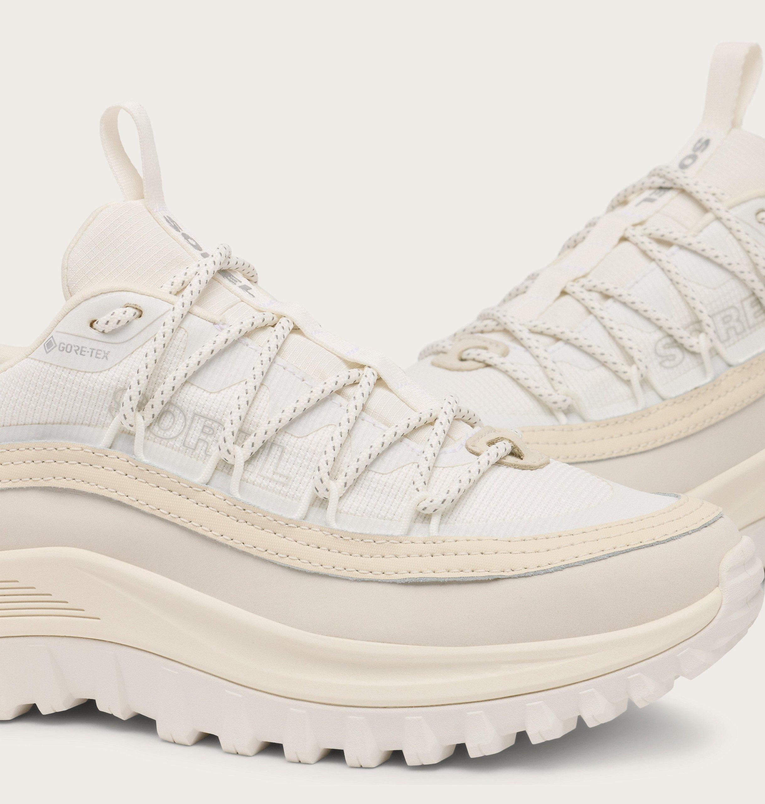 CALLSIGN HORIZON™ LOW GTX Women's Waterproof Sneaker - Image 34